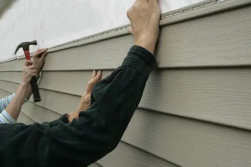 Storm Guard Vinyl Siding