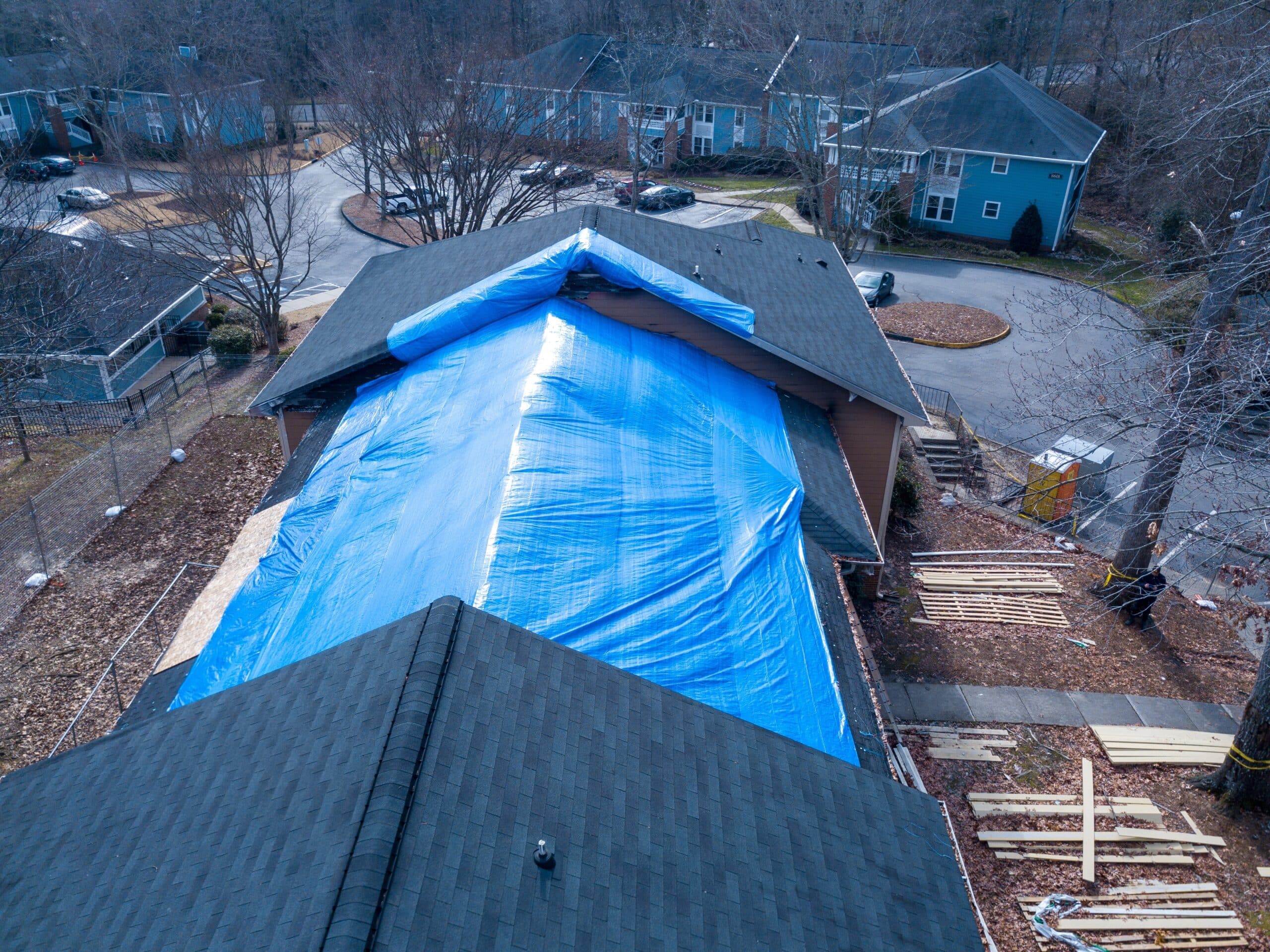 emergency roof tarp